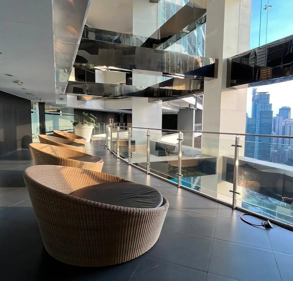 Gramercy Luxe Studio W Balcony And City View - Pet Friendly, Unli Pool & Gym 0*, Manila