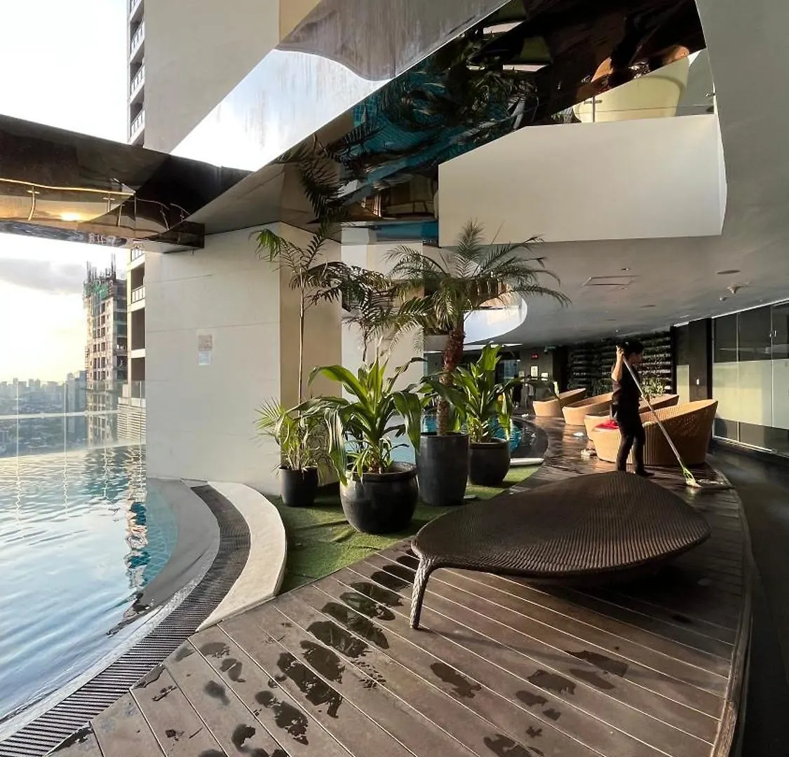 Gramercy Luxe Studio W Balcony And City View - Pet Friendly, Unli Pool & Gym 0*, Manila Philippines
